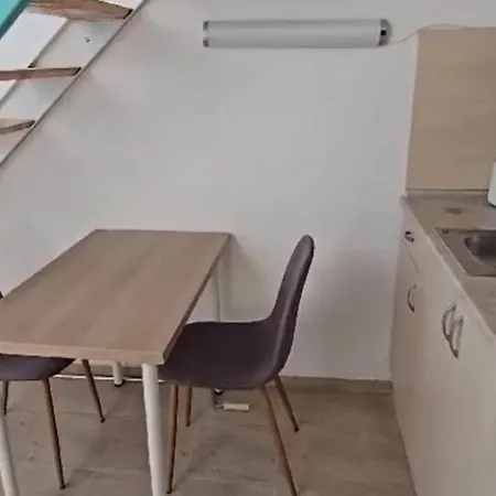 Seaview With Garden & Pool شقة