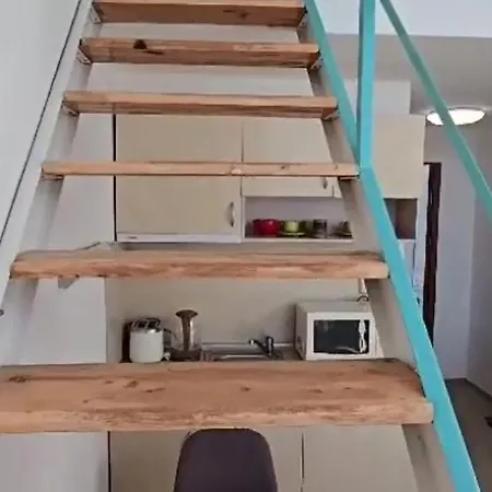 Seaview With Garden & Pool *